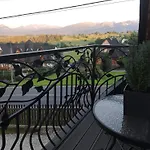 B&r Gościnne 3* Ząb