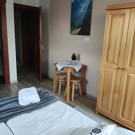 Guest house B&r Goscinne Zab