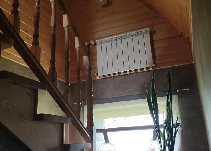 B&r Goscinne בית הארחה