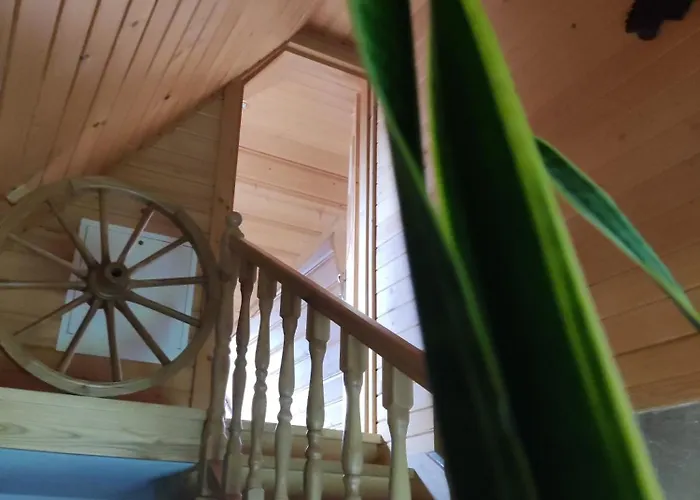 B&r Goscinne בית הארחה